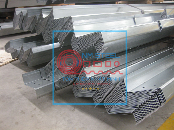 sắt thép tổ hợp