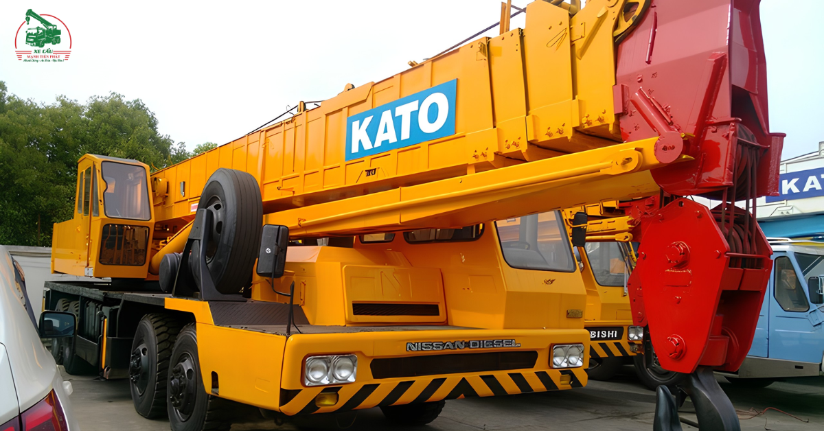 Cho Thuê Xe Cẩu Kato TPHCM 30 Tấn Chuyên Nghiệp 2 Cho Thuê Xe Cẩu Kato TPHCM 30 Tấn Chuyên Nghiệp
