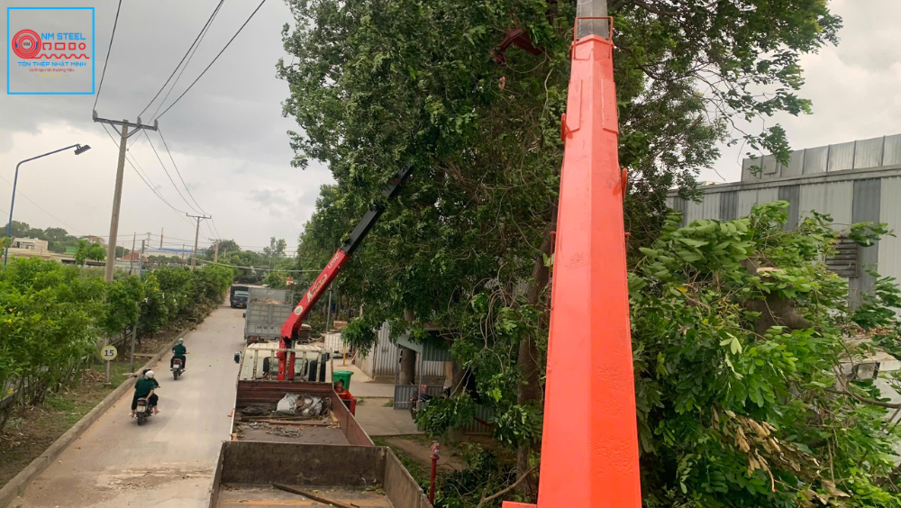 Báo Giá Thuê Xe Rổ Cắt Cây Xanh Mới Nhất | Địa Chỉ Thuê Uy Tín